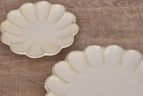 日本製 ❘ Kohyo Rinka小兵系列花形美濃燒餐碟 (15.5cm)