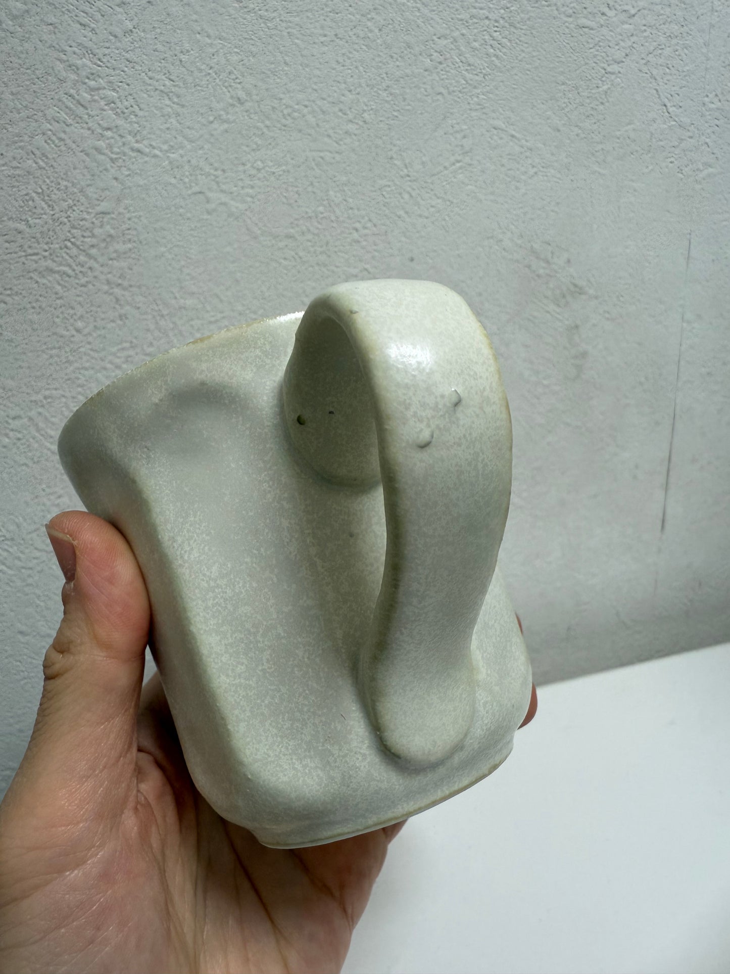 **瑕疵品** 日本製 ❘ Kohyo Rinka小兵系列花形美濃燒馬克杯 (300ml)